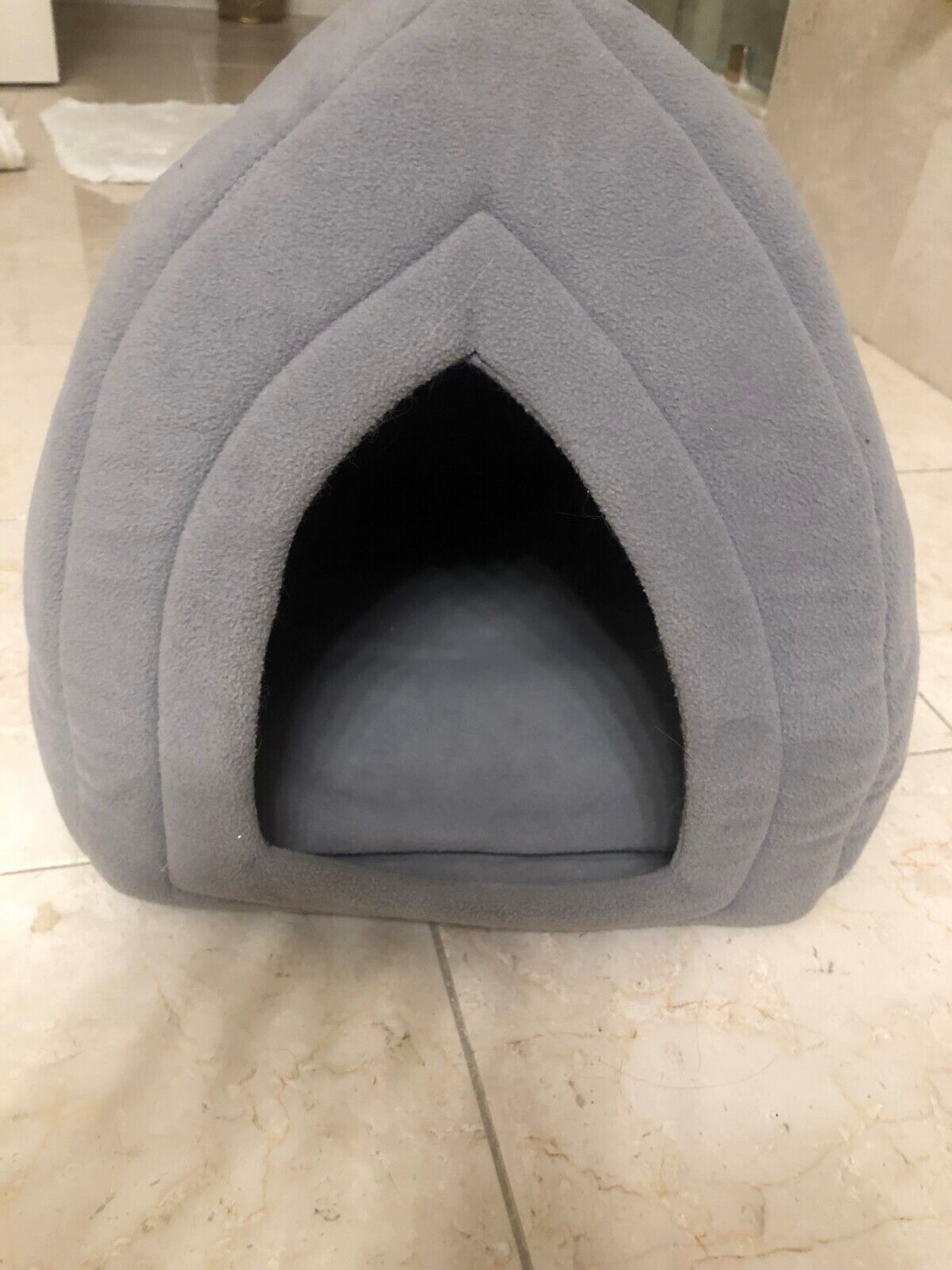 Cat Pet Igloo Cave Enclosed Covered Tent Housebed W/mat Hideout Holly Pet Grey