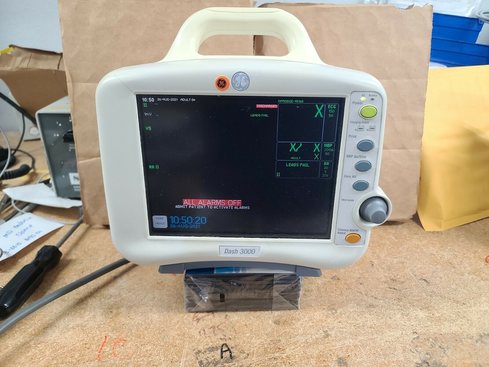 GE DASH 3000 COLOR PATIENT MONITOR WITH PRINTER AS pictured working