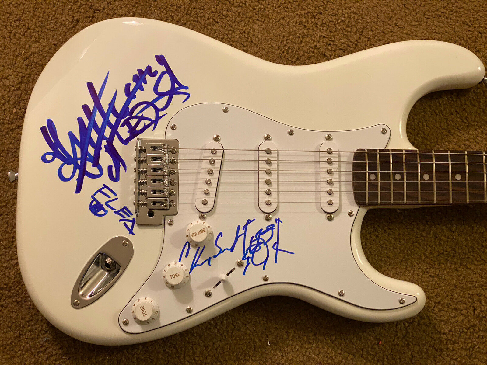 Red Hot Chili Peppers Signed Guitar Anthony Kiedis Flea Rhcp Autograph Jsa Loa