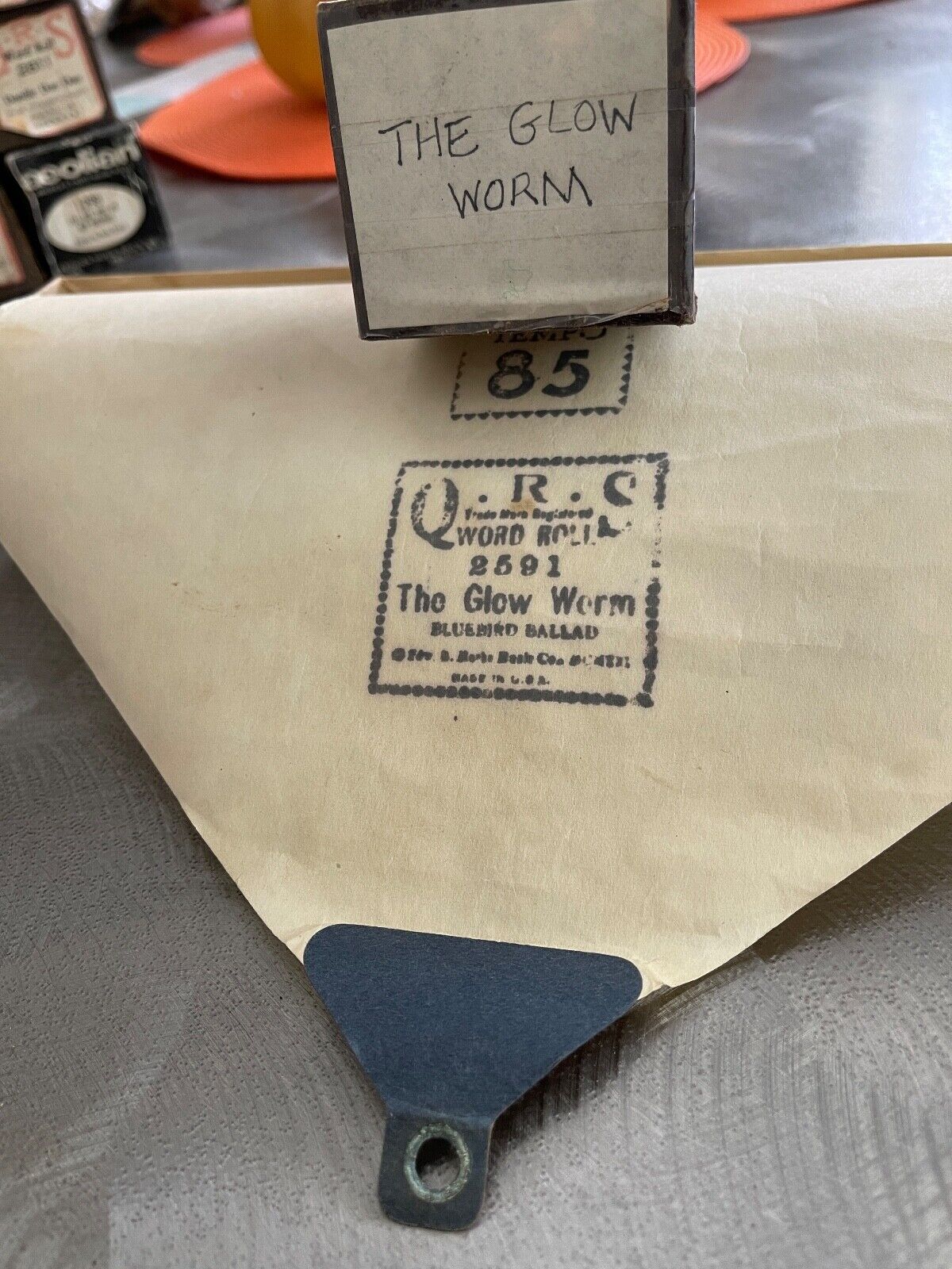 Qrs #2591 The Glow Worm Vintage Piano Roll (bluebird Ballad)