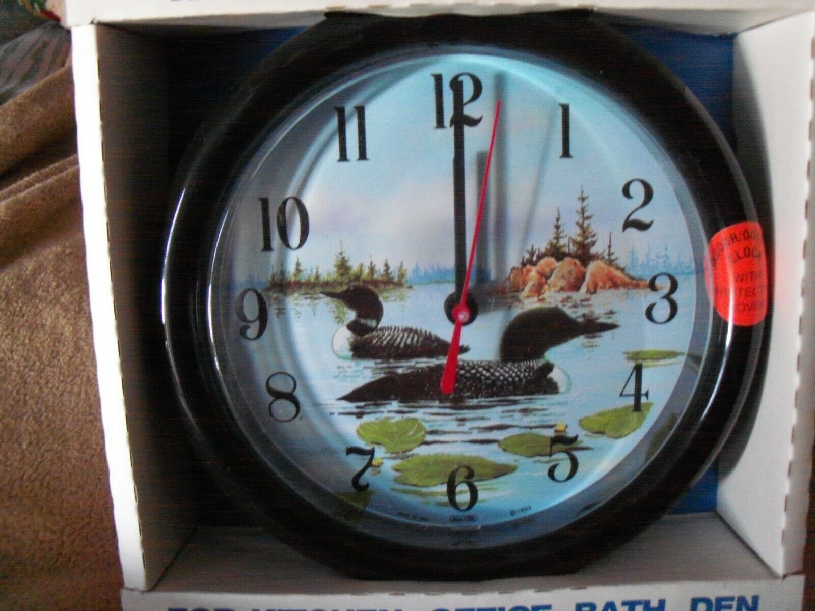 Beautiful 8.5" Loons On Pond Quartz Wall Clock New In Box - Usa Acu-rite